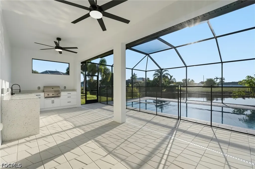 2305 SW 15th Place Cape Coral FL 33991