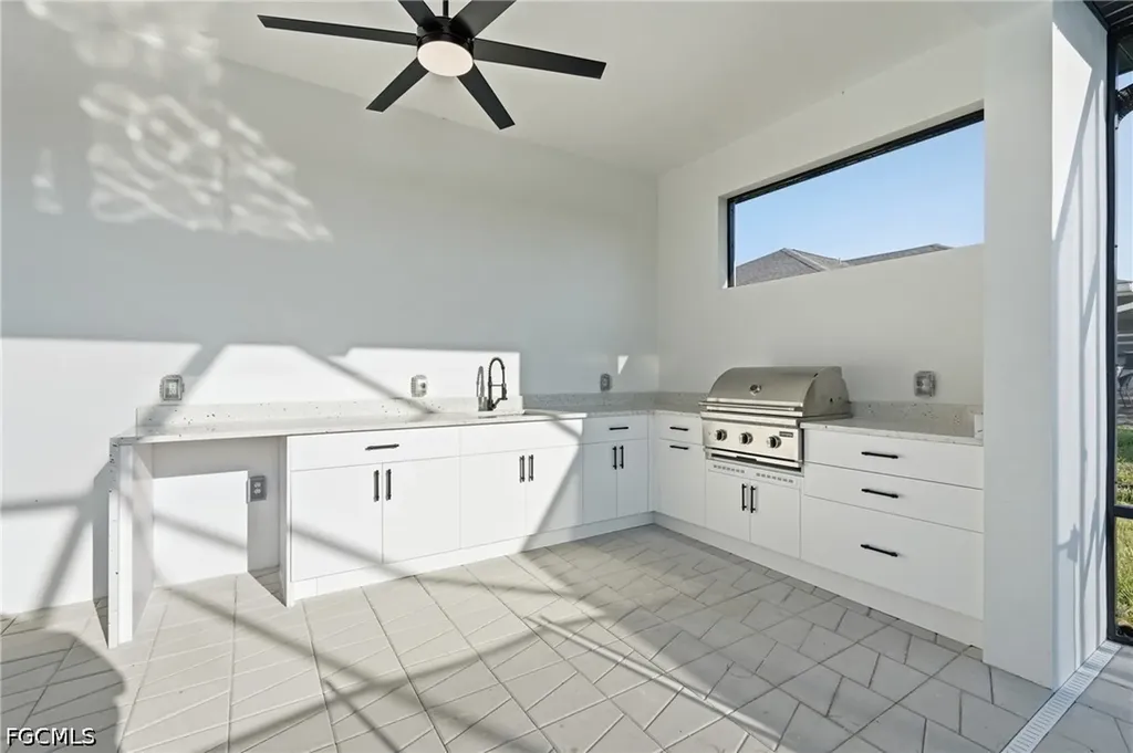 2305 SW 15th Place Cape Coral FL 33991