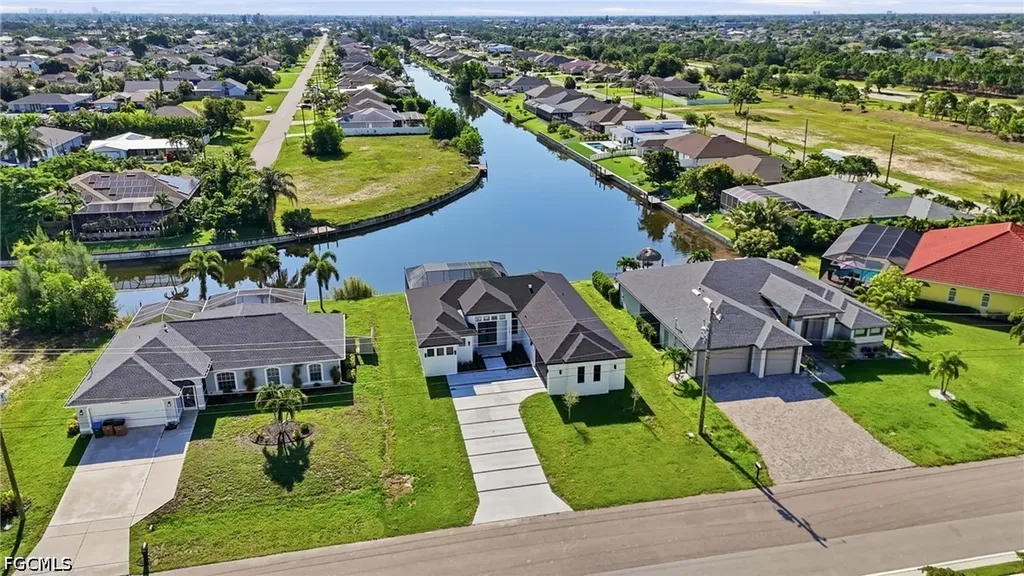 2305 SW 15th Place Cape Coral FL 33991