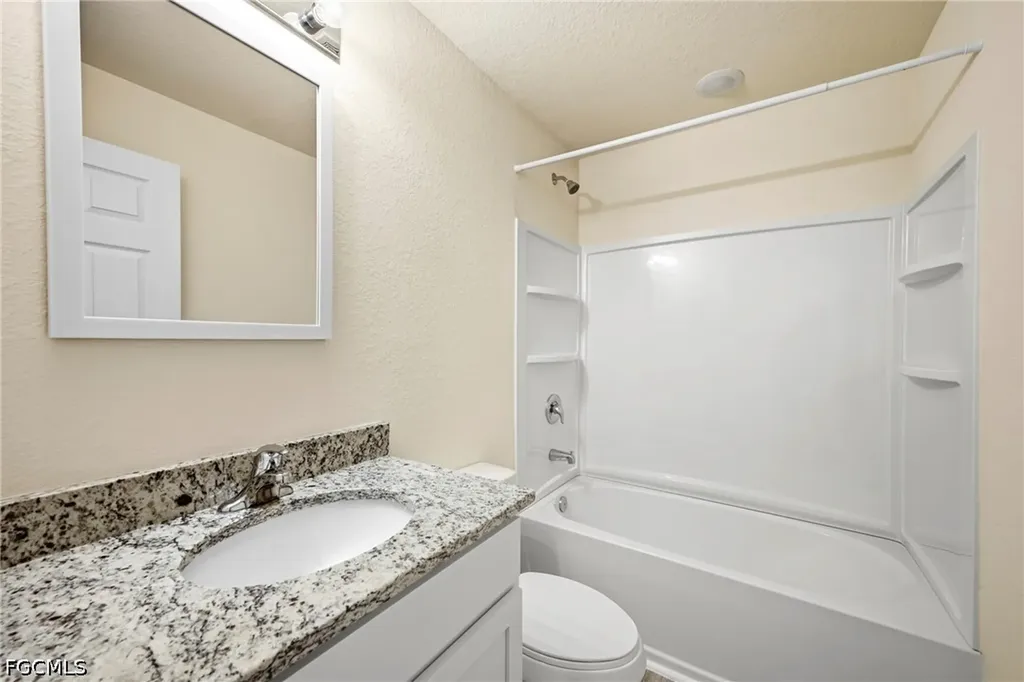 9026 Maywood Circle Labelle FL 33935
