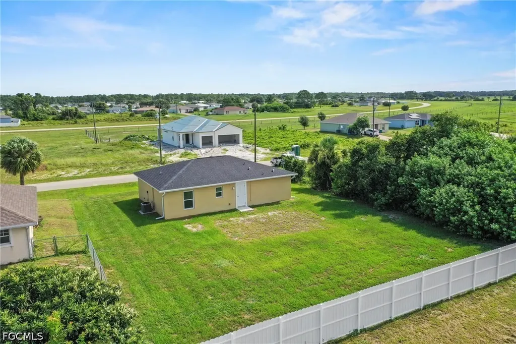 9026 Maywood Circle Labelle FL 33935