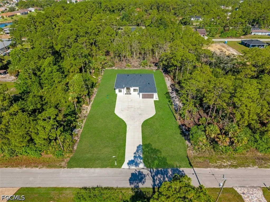 809 Magnolia Avenue Lehigh Acres FL 33972