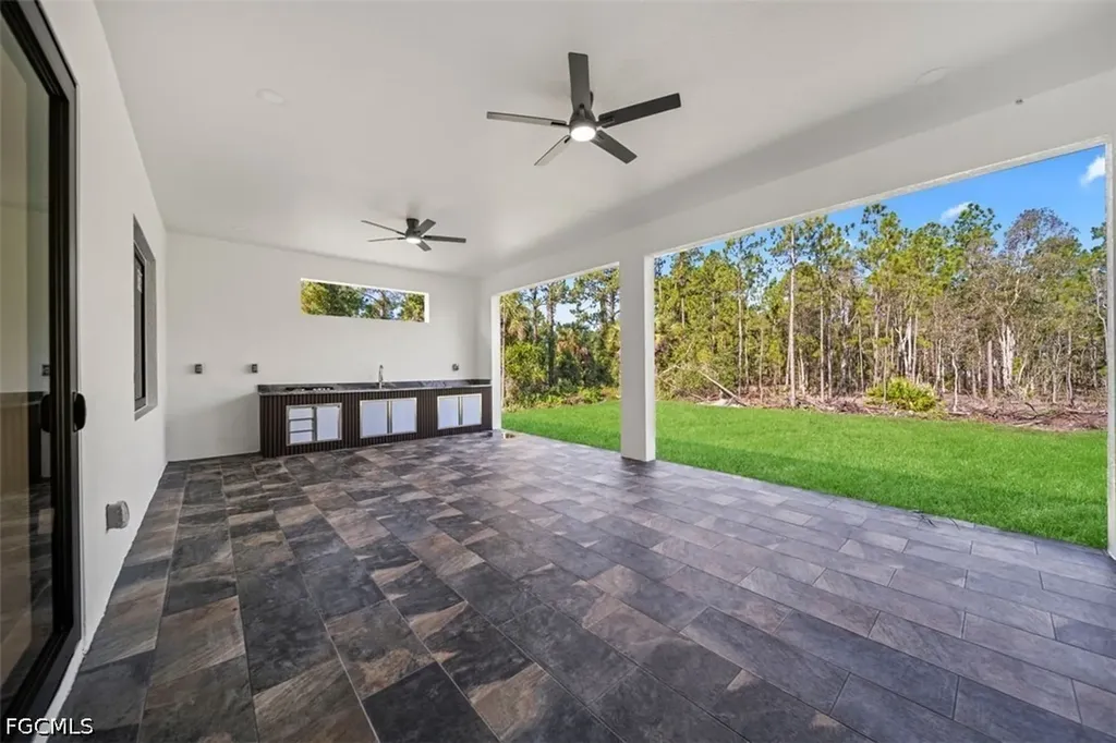 809 Magnolia Avenue Lehigh Acres FL 33972