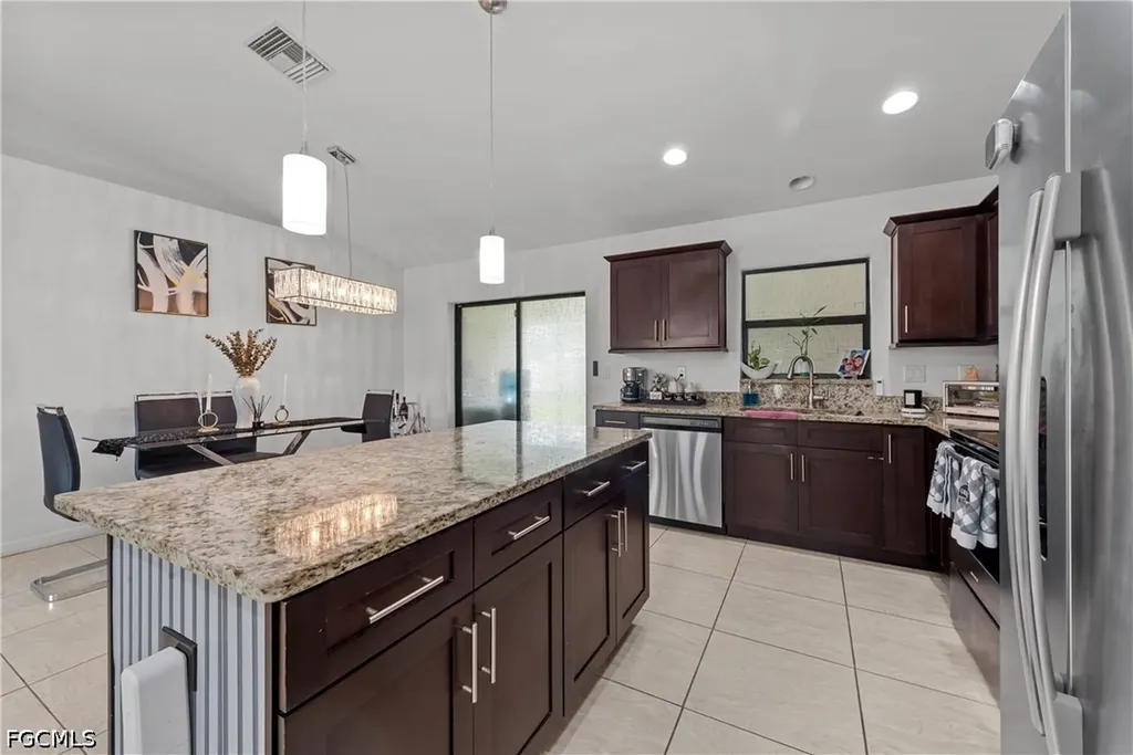 623 SE 3rd Street Cape Coral FL 33990