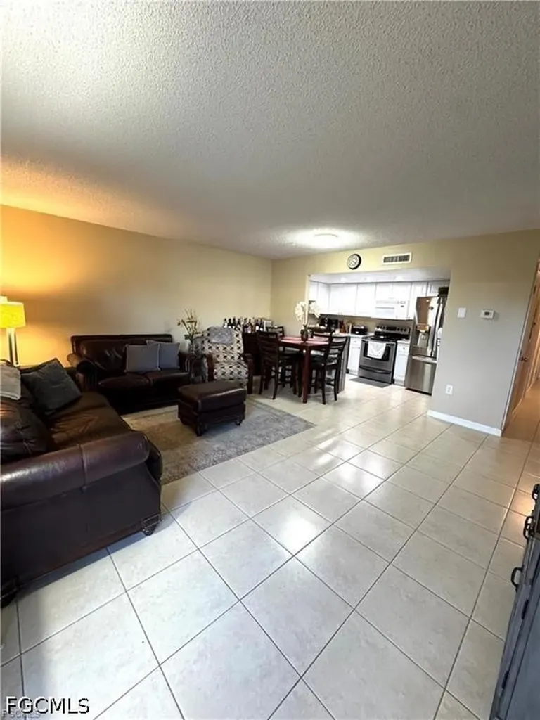 4906 Victoria Drive Cape Coral FL 33904