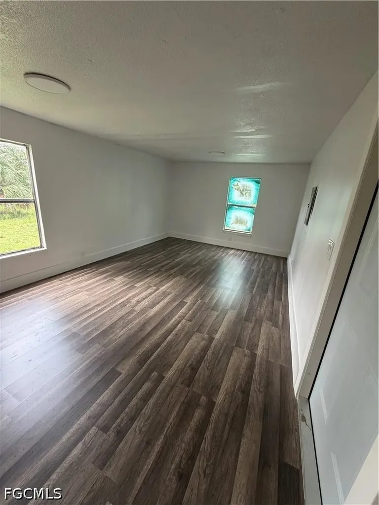 990 Riviera Avenue Clewiston FL 33440