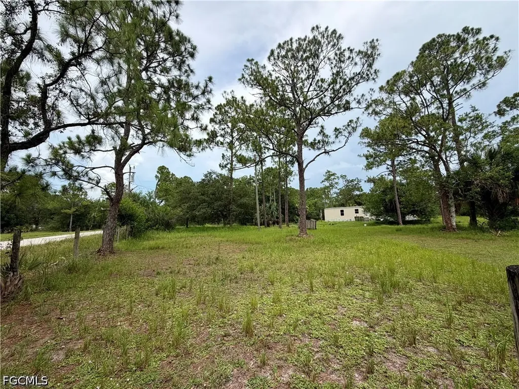 990 Riviera Avenue Clewiston FL 33440