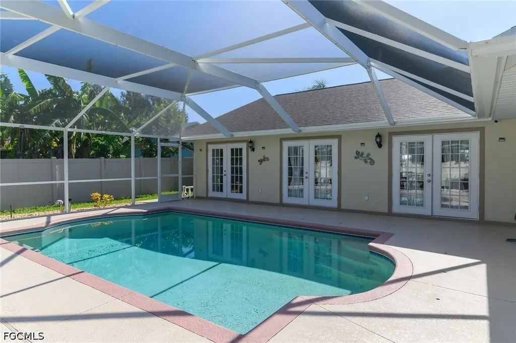 4020 SW 2nd Avenue Cape Coral FL 33914