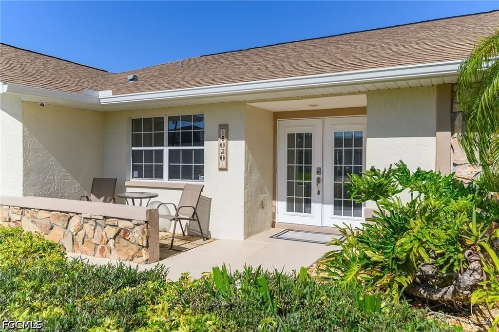 4020 SW 2nd Avenue Cape Coral FL 33914