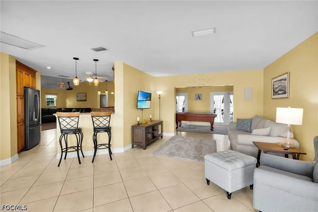 4020 SW 2nd Avenue Cape Coral FL 33914