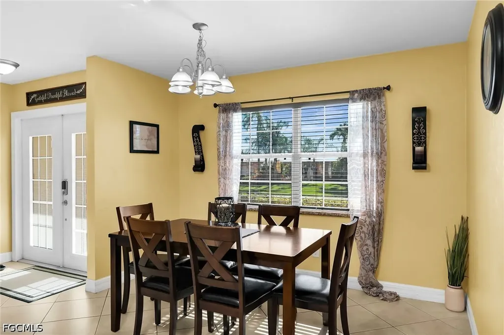 4020 SW 2nd Avenue Cape Coral FL 33914
