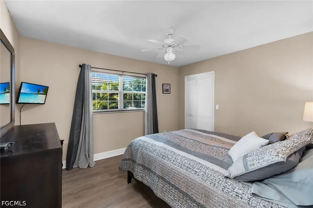 4020 SW 2nd Avenue Cape Coral FL 33914