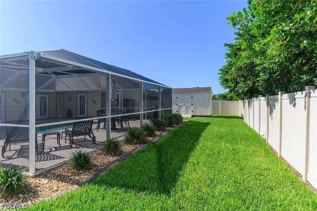 4020 SW 2nd Avenue Cape Coral FL 33914
