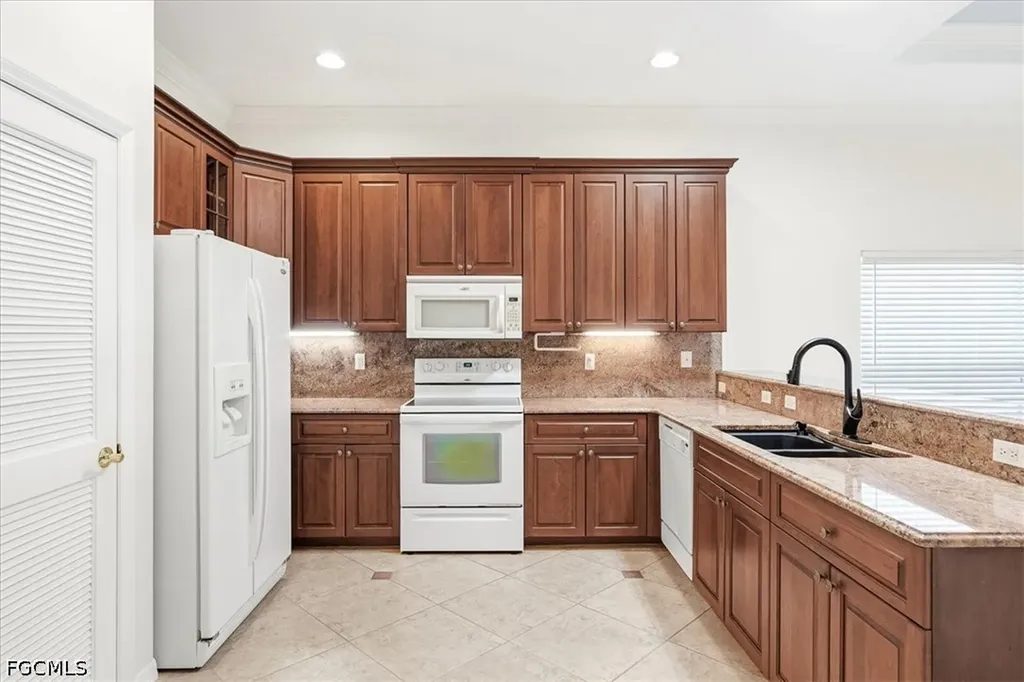 2493 Keystone Lake Drive Cape Coral FL 33909