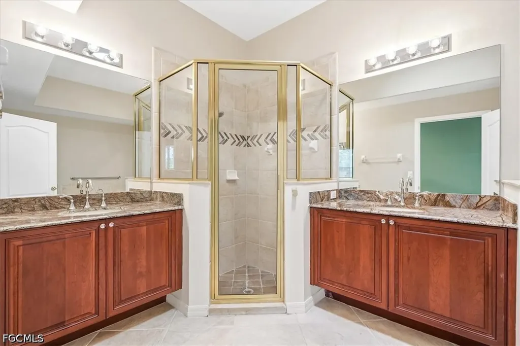 2493 Keystone Lake Drive Cape Coral FL 33909