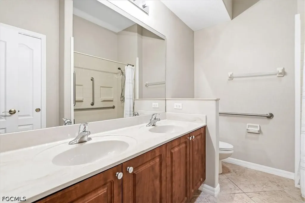 2493 Keystone Lake Drive Cape Coral FL 33909