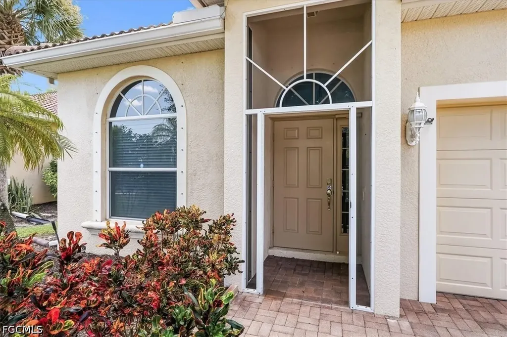 2493 Keystone Lake Drive Cape Coral FL 33909