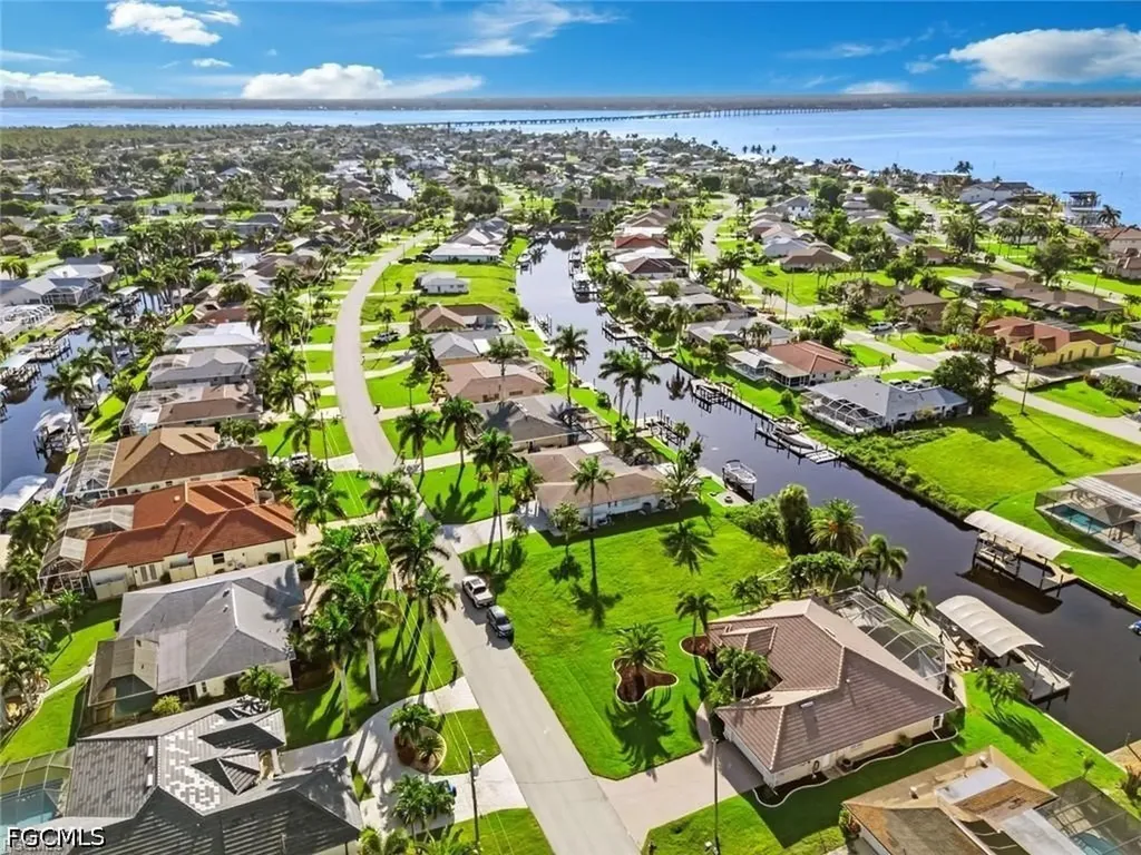 2232 SE 27th Street Cape Coral FL 33904