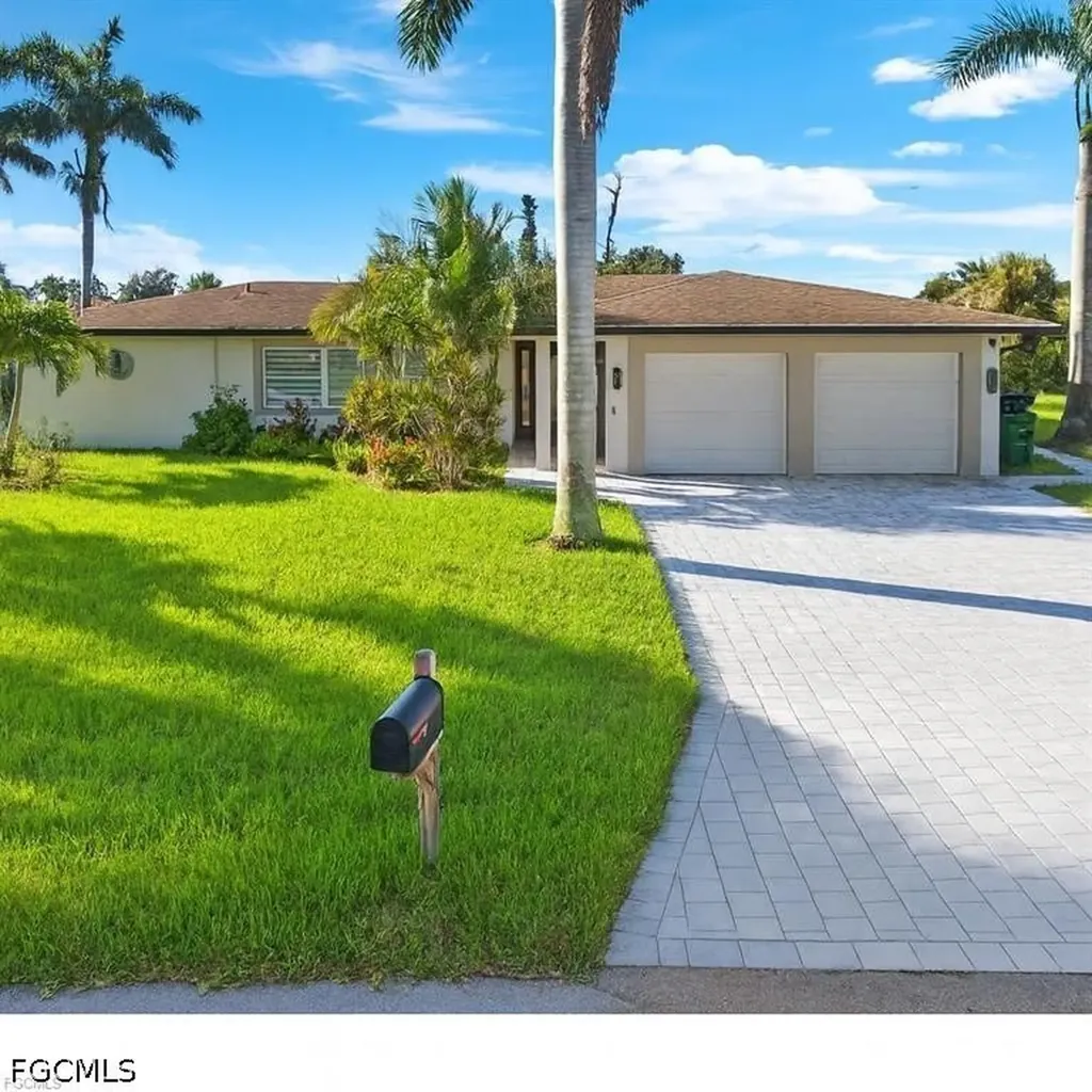 2232 SE 27th Street Cape Coral FL 33904