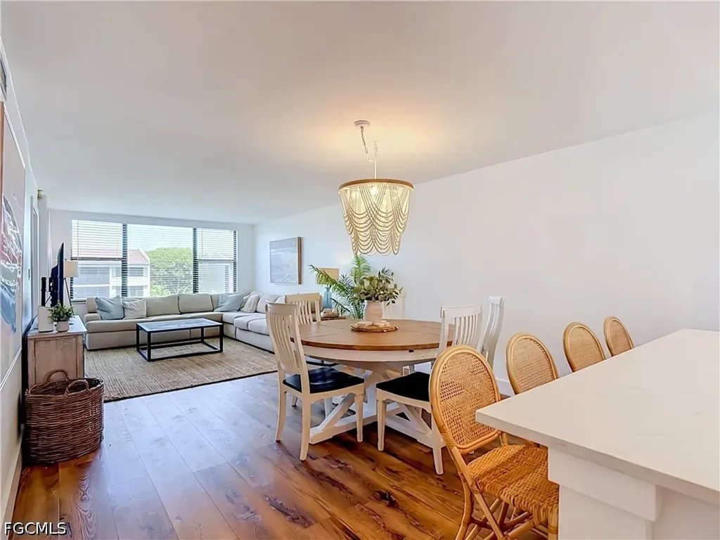 979 E Gulf Drive Sanibel FL 33957