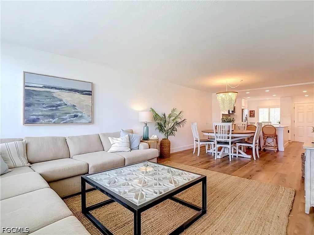 979 E Gulf Drive Sanibel FL 33957