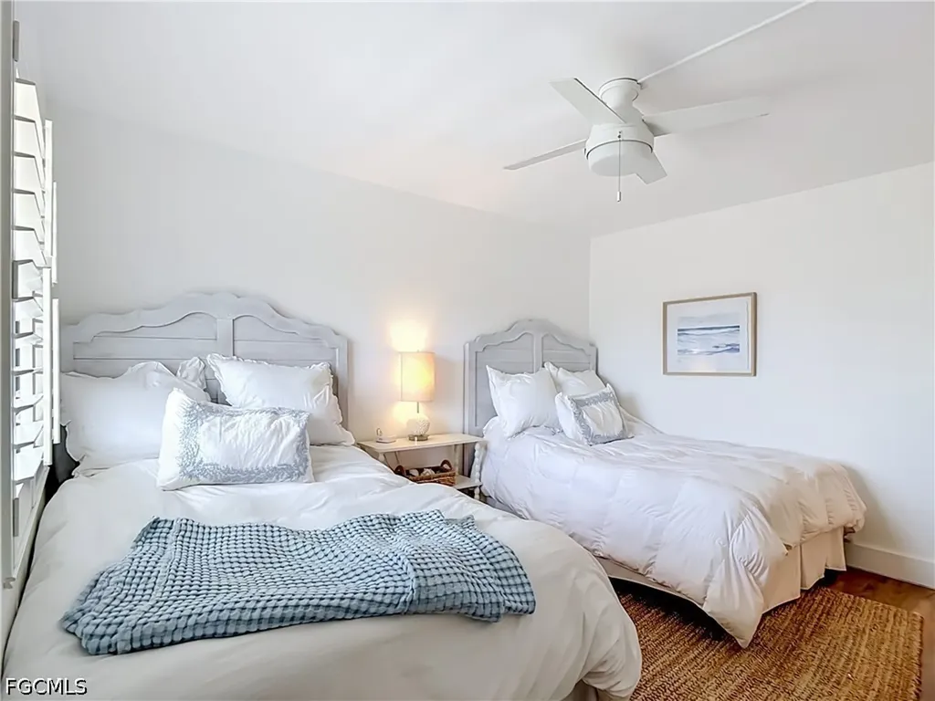 979 E Gulf Drive Sanibel FL 33957