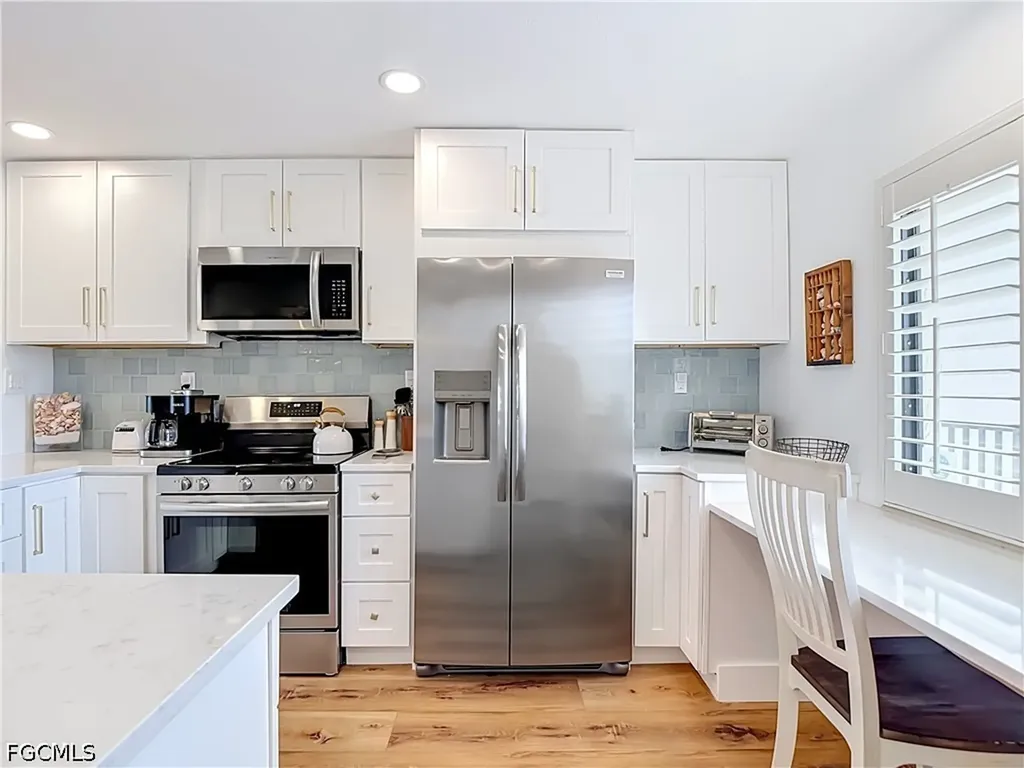 979 E Gulf Drive Sanibel FL 33957