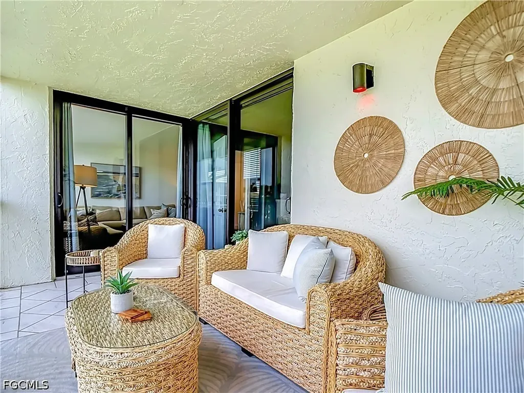 979 E Gulf Drive Sanibel FL 33957