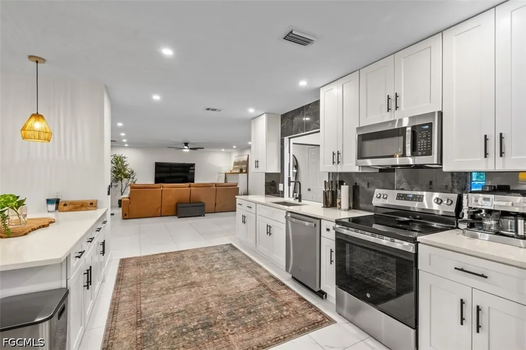 14725 Kimberly Lane Fort Myers FL 33908