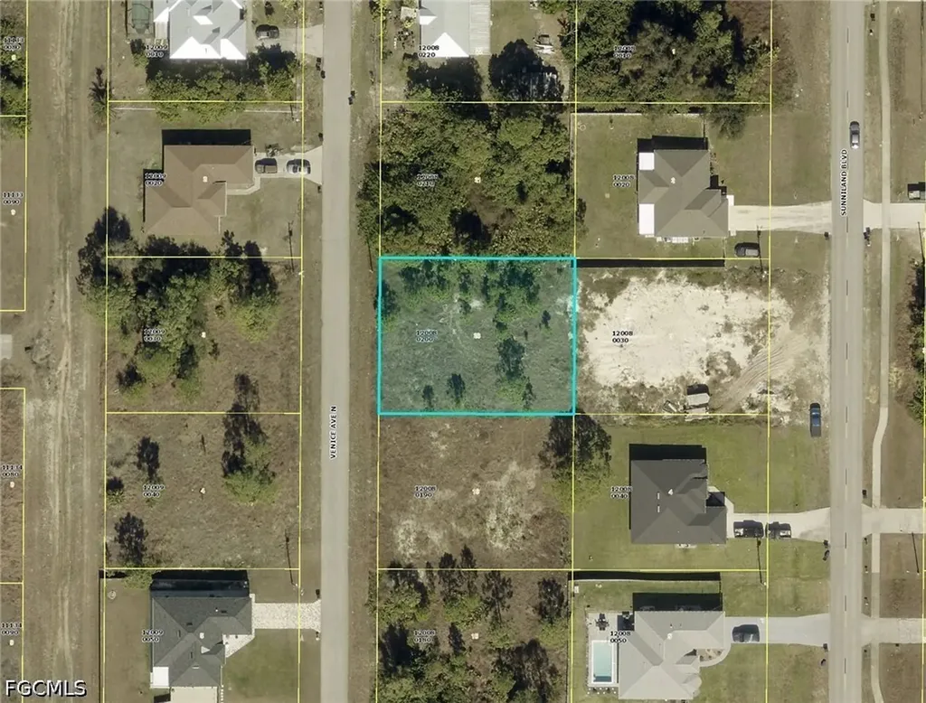 1404 Venice Avenue N Lehigh Acres FL 33971