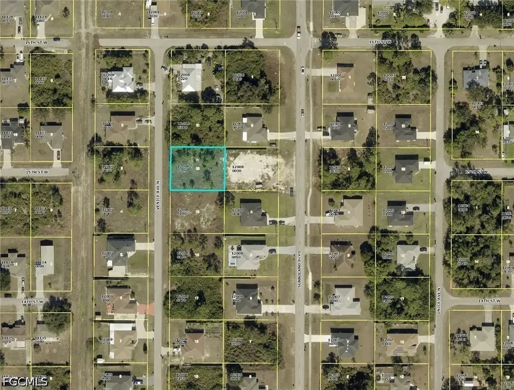 1404 Venice Avenue N Lehigh Acres FL 33971