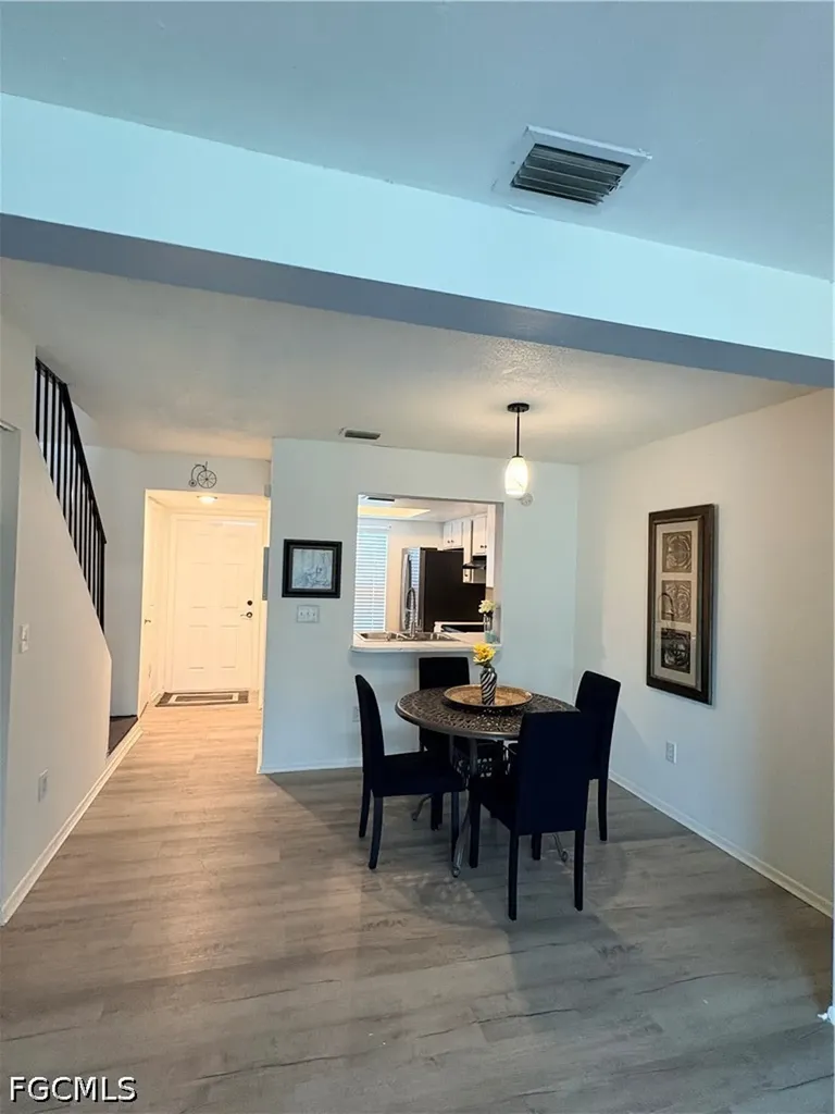 4520 SW 8th Place Cape Coral FL 33914