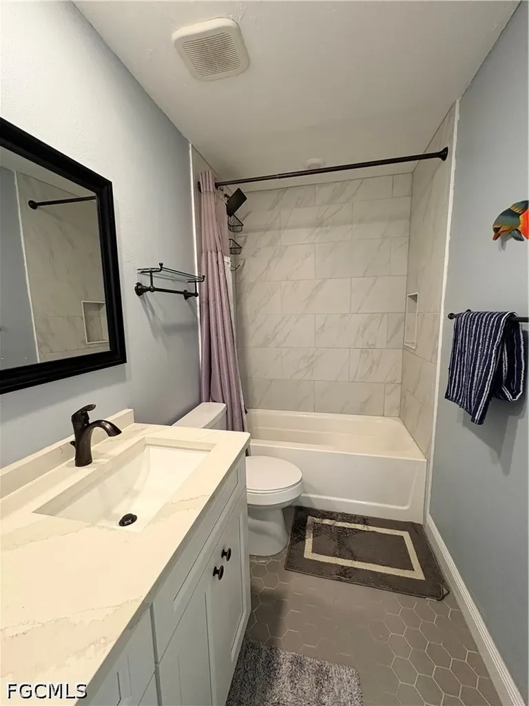4520 SW 8th Place Cape Coral FL 33914