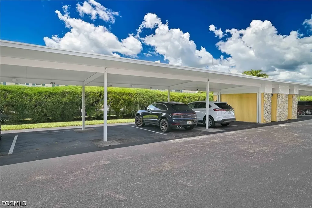 351 Charlemagne Boulevard Naples FL 34112