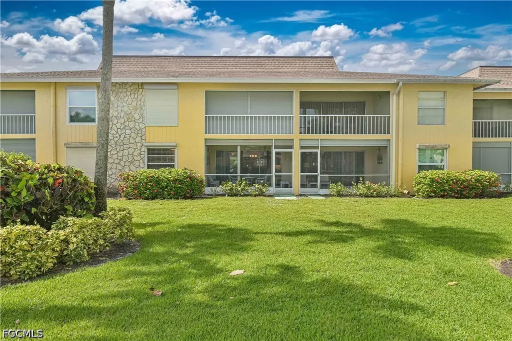 351 Charlemagne Boulevard Naples FL 34112