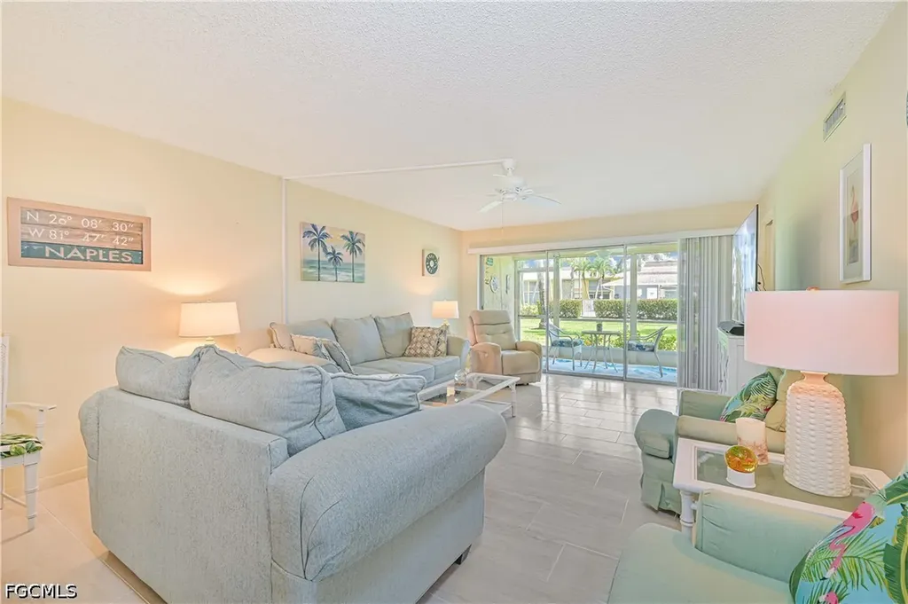 351 Charlemagne Boulevard Naples FL 34112