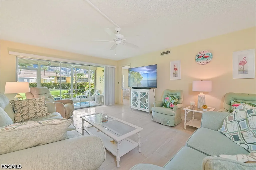 351 Charlemagne Boulevard Naples FL 34112