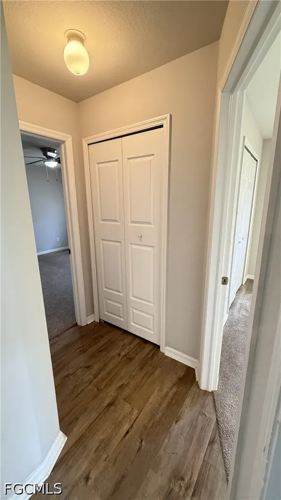 1229 SE 21st Place Cape Coral FL 33990