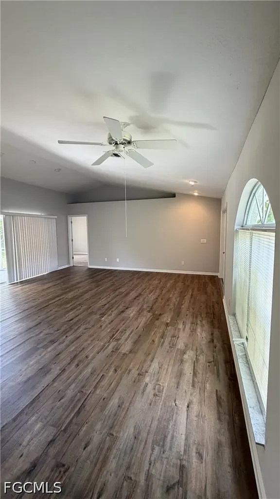 1229 SE 21st Place Cape Coral FL 33990