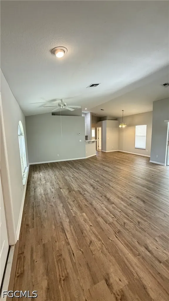 1229 SE 21st Place Cape Coral FL 33990