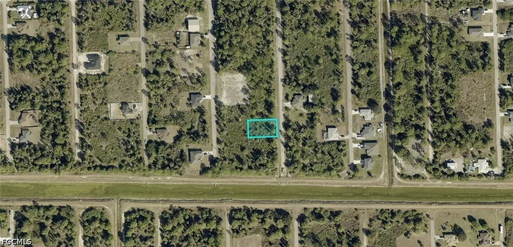 6005 Sally Avenue N Lehigh Acres FL 33971