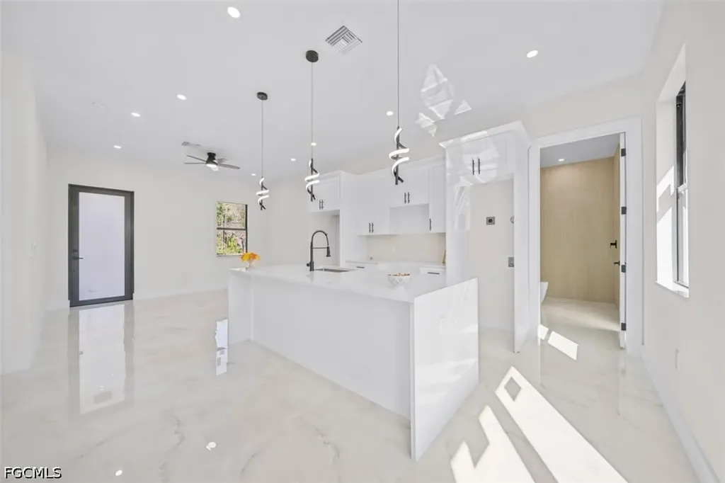 1248 Brookpark Avenue Fort Myers FL 33913