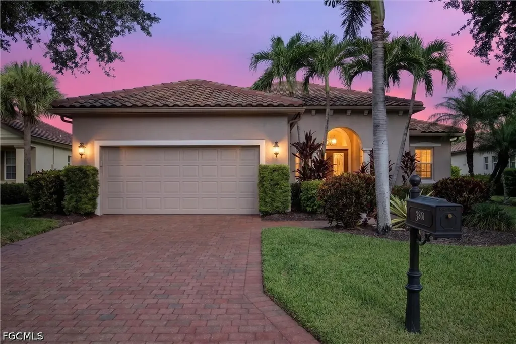 3261 Orangetree Bend Fort Myers FL 33905