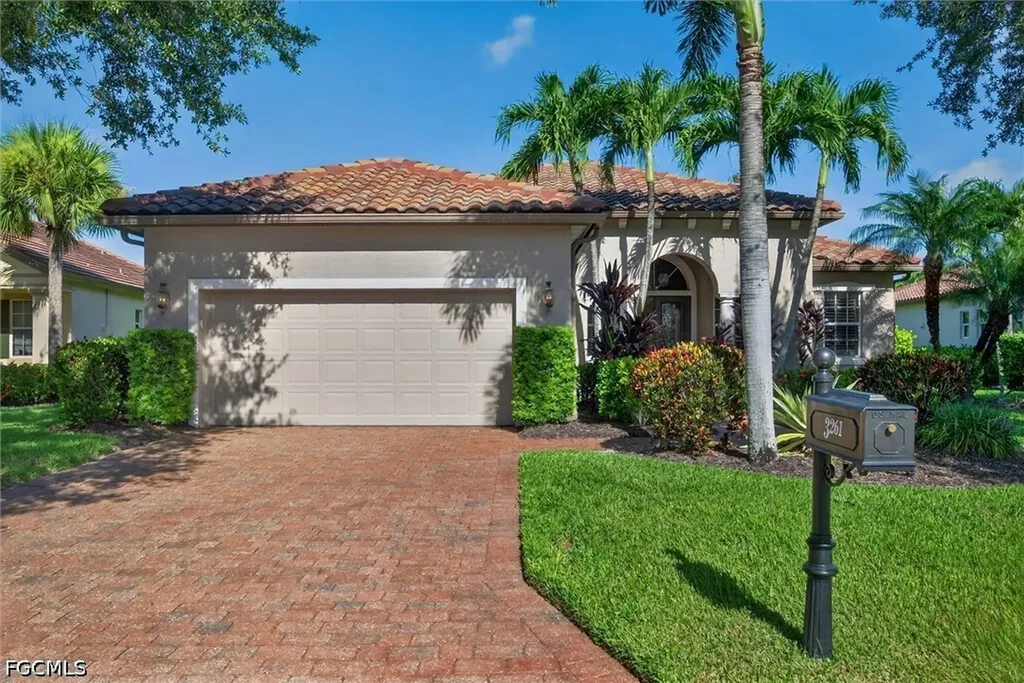 3261 Orangetree Bend Fort Myers FL 33905