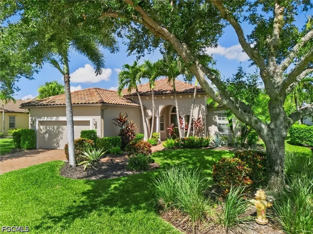 3261 Orangetree Bend Fort Myers FL 33905