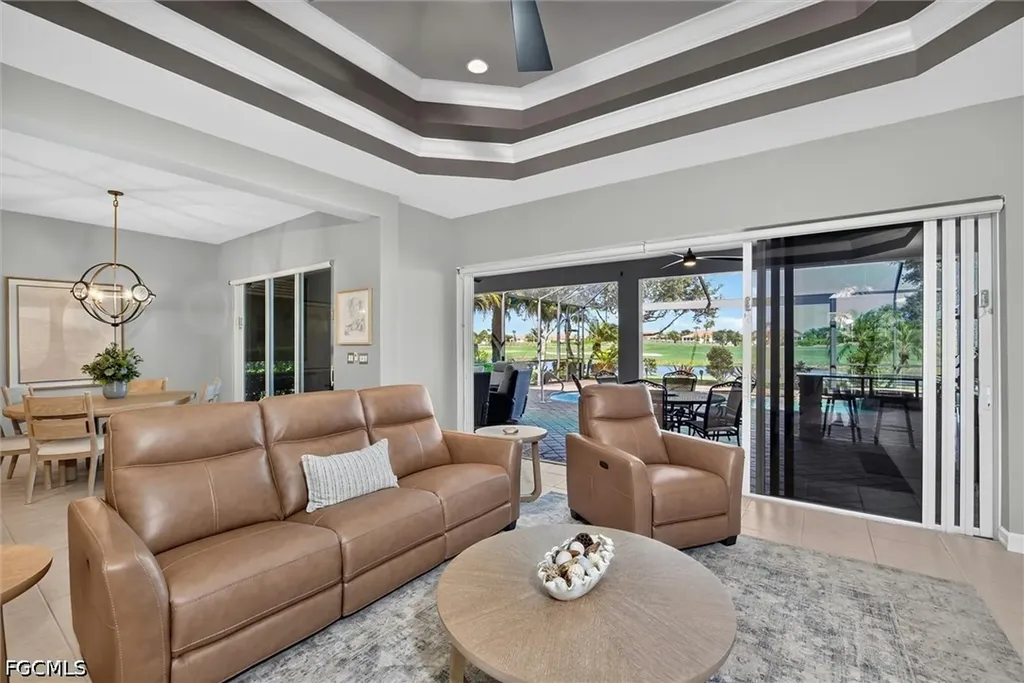 3261 Orangetree Bend Fort Myers FL 33905