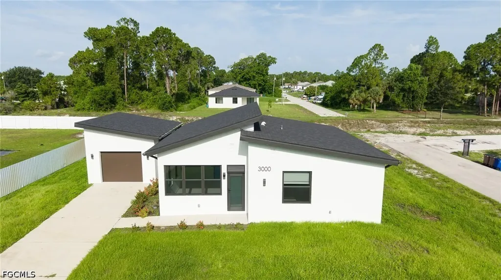 3000 Tena Avenue S Lehigh Acres FL 33976