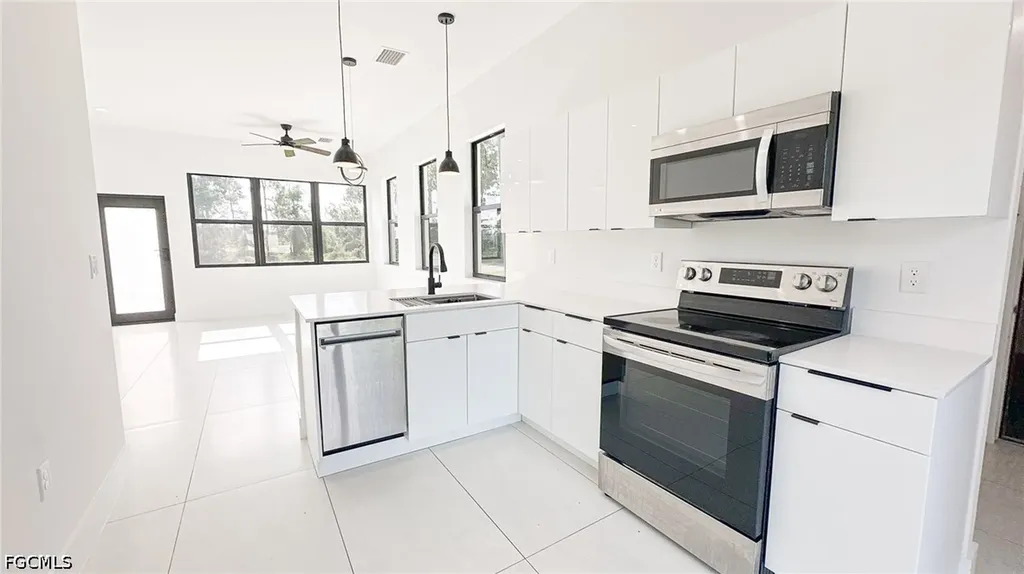 3000 Tena Avenue S Lehigh Acres FL 33976
