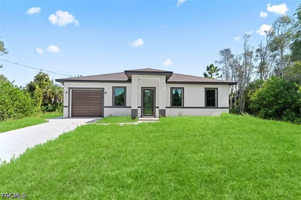 991 Plantation Road Lehigh Acres FL 33974