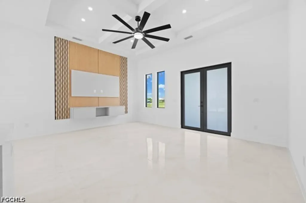 306 NE 11th Street Cape Coral FL 33909